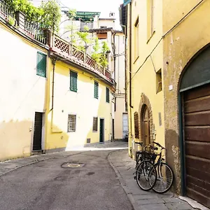 Appartement Cozybricks In - In Historical Center - Air Cond & Wifi -, Lucca