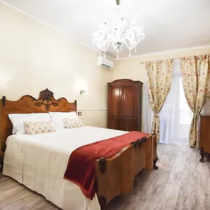  Apartment Luxury Via Genova Italy